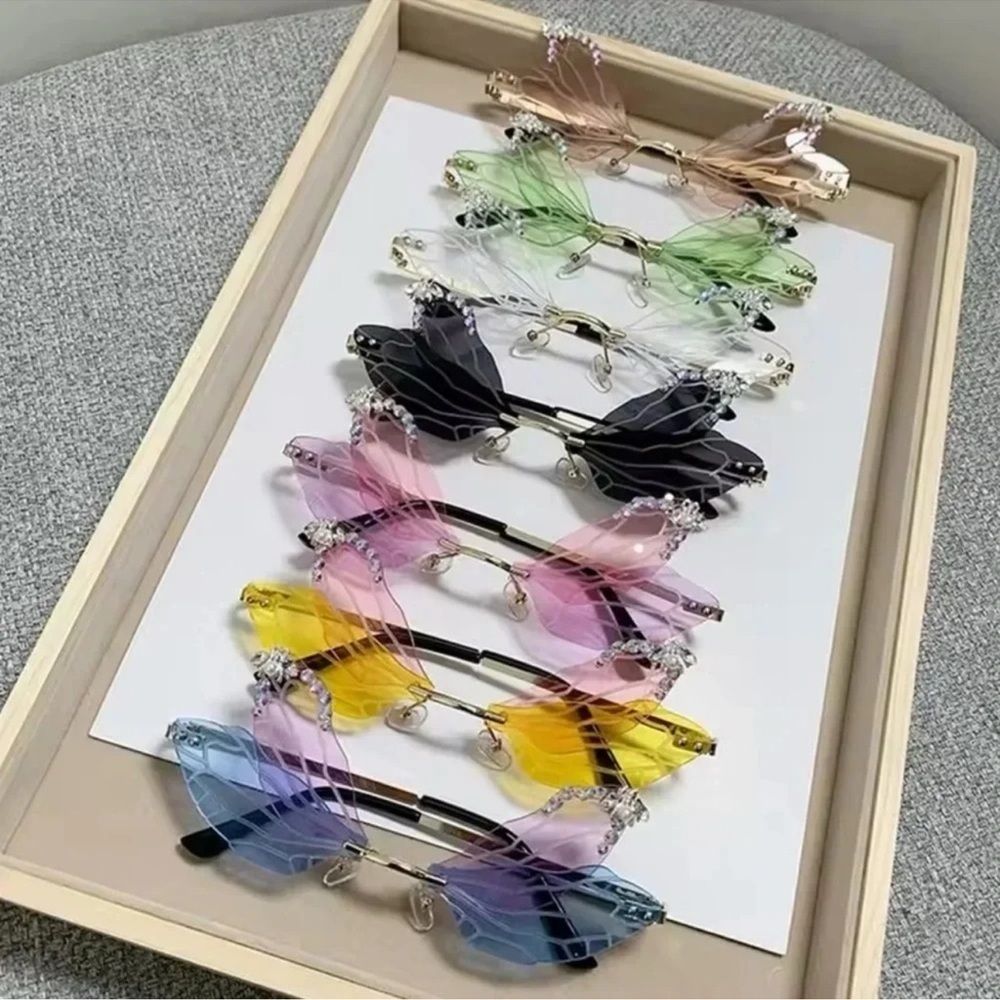 Dragonfly Wings Purplish Sunglasses - Picture 5 of 5